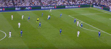 亚历山大, src, 居莱尔失误 亚历山大, src, 居莱尔失误