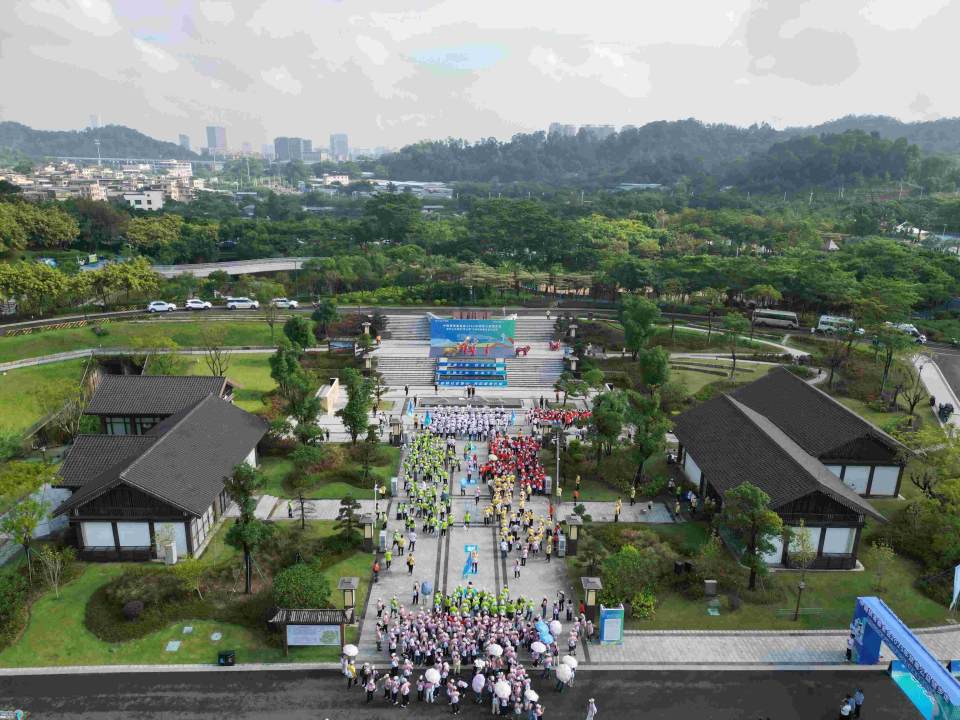 由中国禁毒, 品截断, 抵制毒品侵 由中国禁毒, 品截断, 抵制毒品侵