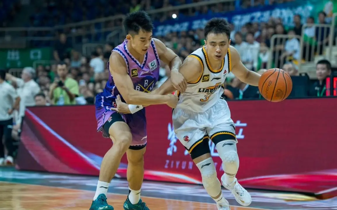 辽宁男篮的 辽宁男篮的