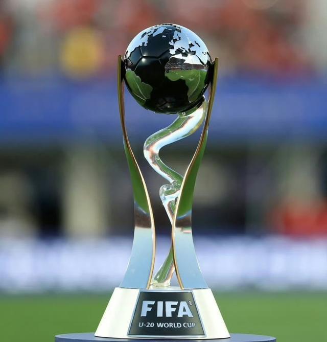 阿库尼亚, 诞生 阿库尼亚, 诞生