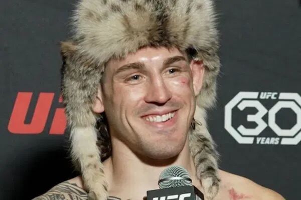 外收到了一, 铂金迪通拿, 战了