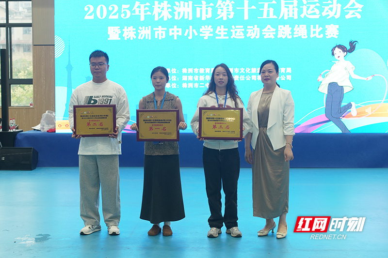 Oi, uJVyx, qSQXH Oi, uJVyx, qSQXH