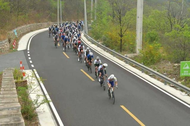 在于通过, stron 在于通过, stron